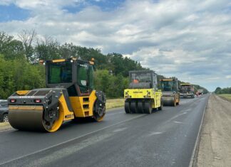 На Дніпропетровщині триває ремонт доріг державного значення
