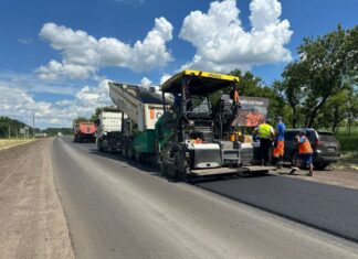 На автошляху Мерефа – Лозова – Павлоград тривають ремонтні роботи