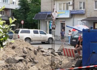 У Павлограді тривають роботи на тепломережі у провулку Музейному