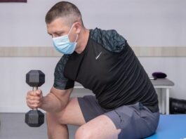 Захисник із Павлограда після важкого поранення проходить реабілітацію в обласному центрі