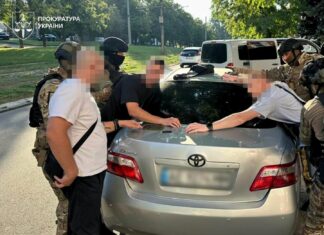 У Дніпрі жорстоко побили волонтера й викрали кошти для ЗСУ: серед підозрюваних мешканець Павлограда