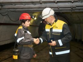 Міністр енергетики нагородив шахтарів та енергетиків на глибині 480 метрів