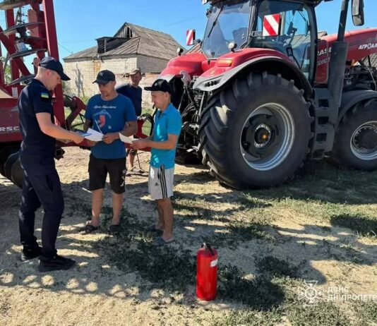 На Павлоградщині перевіряють, як аграрії дотримуються пожежної безпеки в період жнив