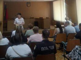 У Шахтарському списки родин з дітьми, які відмовляються від обов’язкової евакуації, передадуть правоохоронцям