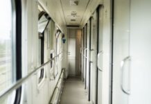 Залізничники Дніпропетровщини нагадали правила безпеки під час повітряної тривоги