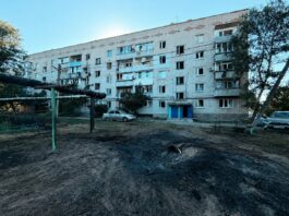 Обстріл Павлограда у День Незалежності: благодійники допомогли місцевим мешканцям