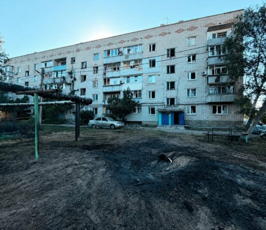 Обстріл Павлограда у День Незалежності: благодійники допомогли місцевим мешканцям