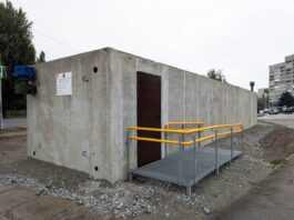 Павлоградців закликають долучитися до волонтерського опікування мобільними укриттями