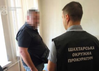 Закупив неякісне вугілля для училища зі збитками: на Синельніківщині обвинувачується депутат райради