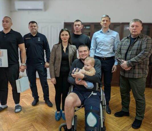 Рятувальників Павлоградщини, які постраждали під час виконання службових обов’язків, нагородили відзнакою «За заслуги»
