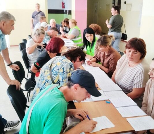 Мешканці мікрорайону Шахтобудівників вже отримали майже 25 млн грн на ремонт пошкодженого у червні житла