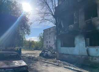 Ворожий удар по Шахтарському: постраждали понад 150 родин