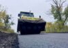 Під час ремонту дороги між Павлоградом і Троїцьким кружляли ворожі дрони